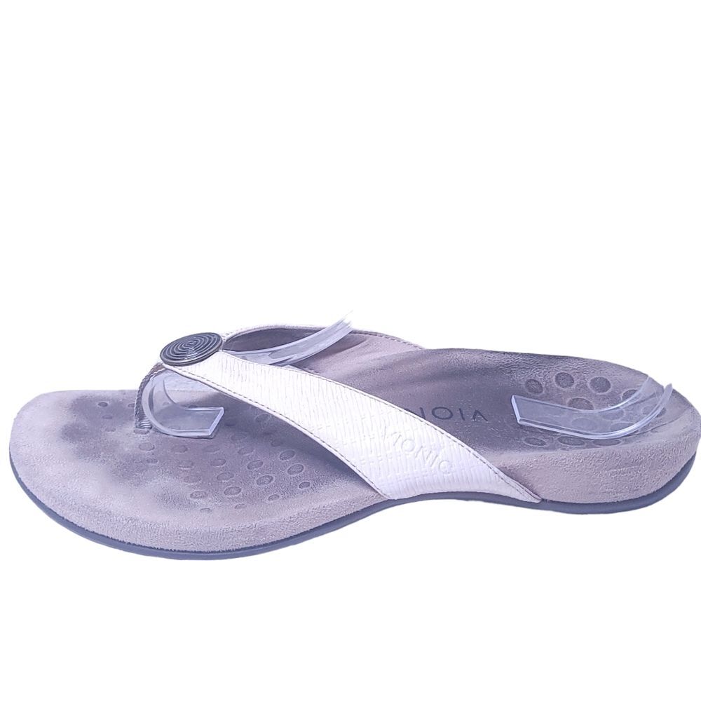 Vionic Flip Flops Hilda Woven Thong Toe Post Sandals Womens US 8 W Ivory shoe